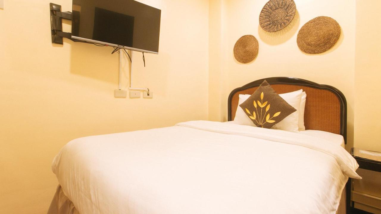 Park Avenue Guest House 2443 Pasay City Bagian luar foto