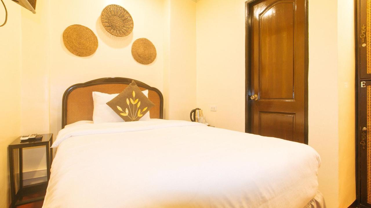 Park Avenue Guest House 2443 Pasay City Bagian luar foto